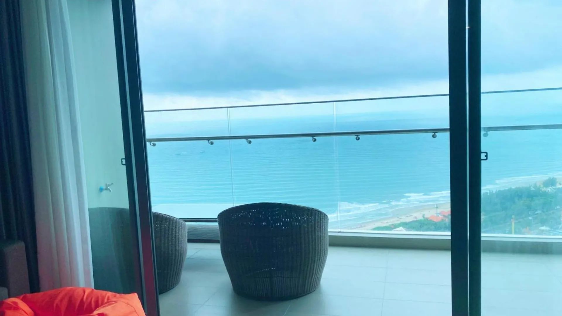 Sala Homestay - The Song Vung Tau - Free Infinity Pool 0*,